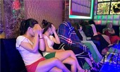 Quản lý quán karaoke bán ma túy cho khách bay lắc bất chấp lệnh cấm