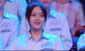 Xinh xắn nổi bật, nữ sinh được tìm kiếm sau chương trình 'Đường lên đỉnh Olympia'