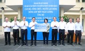 Vì biển đảo quê hương, cán bộ TPHCM góp một ngày lương