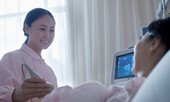 COVID-19 không lây từ mẹ sang con, thai phụ không được bỏ con
