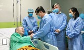 Tiết lộ hành trình chi tiết đưa bệnh nhân phi công mắc COVID-19 về Anh