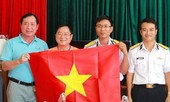 Thăm và tặng quà cán bộ chiến sỹ trên đảo Lý Sơn