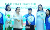 Hoa hậu Ngọc Hân cùng các bạn trẻ hưởng ứng "Vì một Việt Nam xanh"