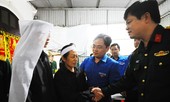 T.Ư Đoàn hỗ trợ bà con vùng lũ tại Quân khu 4