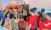 Hình ảnh Hoa hậu Khánh Vân lì xì đại gia đình khiến fans thích thú