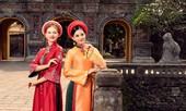 Bắt kịp xu hướng cổ trang, Tiểu Vy mặc quốc phục đọ sắc bên mẫu Tây tại Cố đô Huế