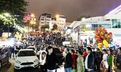 Du khách nườm nượp đổ về Đà Lạt, kẹt xe cục bộ ở nhiều tuyến đường