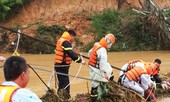 Thi thể cuối cùng trong nhóm du khách gặp nạn ở Lâm Đồng mắc kẹt dưới cầu sập