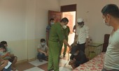 Bắt nhóm đánh bạc tại nhà nghỉ giữa lúc cách ly xã hội