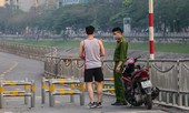 Tập thể dục trên đường đi bộ dài nhất Hà Nội, người dân được 'mời' quay về nhà