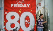 Nơi chen nhau, nơi lác đác vài khách trong ngày Black Friday