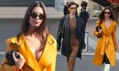Không nội y, Emily Ratajkowski khoe ngực đầy 'bỏng mắt' trên phố