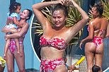 Siêu mẫu 'bốc lửa' Chrissy Teigen phô dáng đẫy đà sau đợt nghỉ dài vì đại dịch