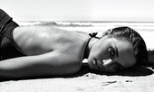 'Bond Girl' người Cuba đẹp hút hồn trên Vogue Mexico, fan đồng loạt gọi tên Ben Affleck