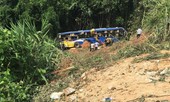 Xe khách lao xuống vực, ít nhất 7 người chết, 30 người bị thương