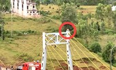 Chủ tịch thành phố Pleiku tham gia giải cứu nam thanh niên trèo cầu tự tử