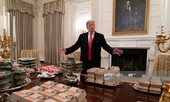 Bầu cử Mỹ 2020: Ông Trump lên sẵn kế hoạch ăn mừng tái đắc cử