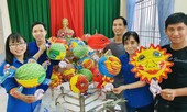 Chiếc đèn kỳ diệu từ vật liệu tái chế