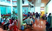 Sợ bạch hầu, dân Đắk Lắk đổ xô đi tiêm vắc xin dịch vụ