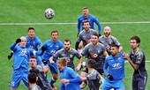 Bóng đá thế giới tê liệt vì COVID-19, Belarus thì không