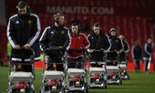Cam kết tự trả lương nhân viên, M.U khiến Liverpool bẽ mặt