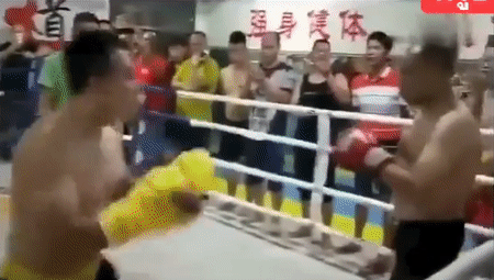 Khoe thần công 'Kim Cương Bất Hoại', võ sư Thiếu Lâm bị hạ gọn trong 1 phút