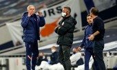 HLV Lampard và Mourinho cãi nhau nảy lửa bên ngoài đường pitch