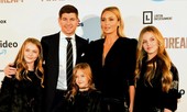 Steven Gerrard: Nghe vợ hay nghe con tim?