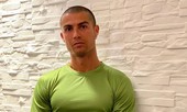 Cristiano Ronaldo đánh bại COVID-19 sau 19 ngày