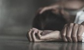 Điều tra nghi án bé gái bị hàng xóm dâm ô khi đang học bài