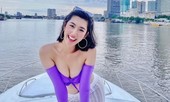 Thúy Ngân diện áo trễ nải khoe vòng một 'bỏng mắt'