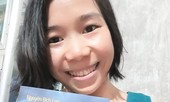 Cô gái khuyết tật mở thư viện miễn phí