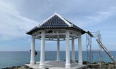 Tháo dỡ điểm dừng chân tại bãi nham thạch hàng nghìn năm tuổi Lý Sơn
