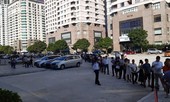 Mua nhà ở xã hội phải 'lót tay' môi giới