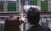 Chứng khoán sát mốc 1.000 điểm, cẩn trọng 'bong bóng'