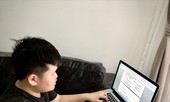 Học phí online mùa dịch: Phụ huynh, nhà trường cùng chia sẻ