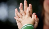 Tâm sự nghẹn lời của 'Hội mẹ đơn thân'