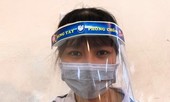 Cung Thiếu nhi Hà Nội làm 4.000 tấm chắn giọt bắn tặng y, bác sỹ phòng COVID-19