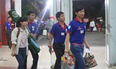Ga Sài Gòn rực màu áo xanh tình nguyện