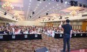 Đạo diễn Nguyễn Hoàng Vũ cùng 'chiến lược video marketing' với 2000 người
