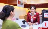 Mừng Tết thiếu nhi, HDBank tặng quà cho khách nhí