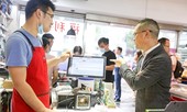 Bán lẻ của Trung Quốc “ngược dòng” trong dịch Covid-19 nhờ ứng dụng công nghệ cho cửa hàng