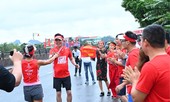 'Lên cùng Việt Nam' hỗ trợ miền Trung và người lao động bị ảnh hưởng bởi dịch COVID
