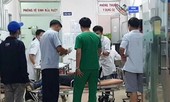 Đang ăn cơm bị kẻ lạ mặt xông vào nhà chém gần lìa cánh tay