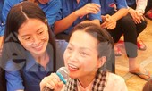 Nghị lực phi thường của nữ nhà văn bị liệt truyền cảm hứng cho giới trẻ