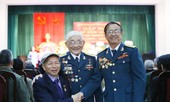 50 năm xếp bút nghiên lên đường đi chiến đấu