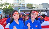 Nhiều hoa khôi, doanh nghiệp tham gia Chủ nhật Đỏ ở Cần Thơ