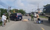 Tông vào xe ô tô đang qua đường, 2 người thương vong