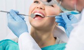 Chảy máu chân răng có thể là dấu hiệu cảnh báo ung thư, bệnh về gan