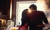 Bà chủ giàu có và 'chiêu độc' đưa trai trẻ hám tiền vào bẫy tình mê muội
